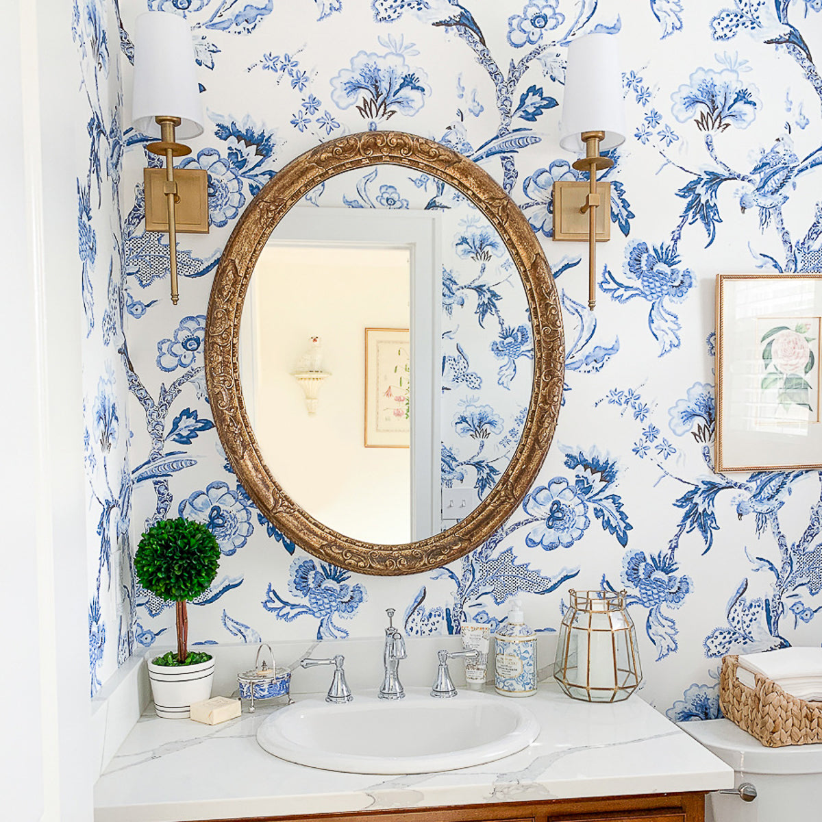 Blue and White English Bathroom – Clagett